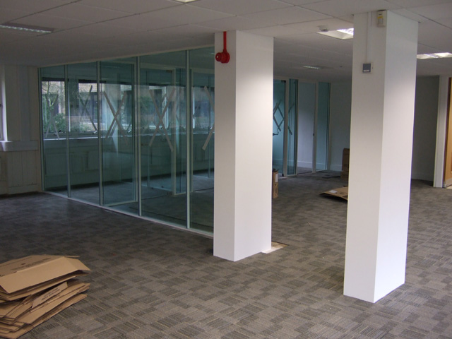 Glazed office partitioning company